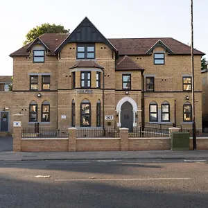 Hotel Dc, Stratford, Londyn