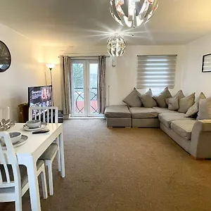 Cosy One Bedroom Flat In London