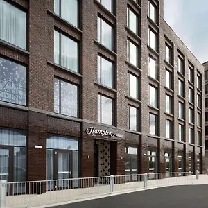 Hampton By Hilton Docklands Szálloda