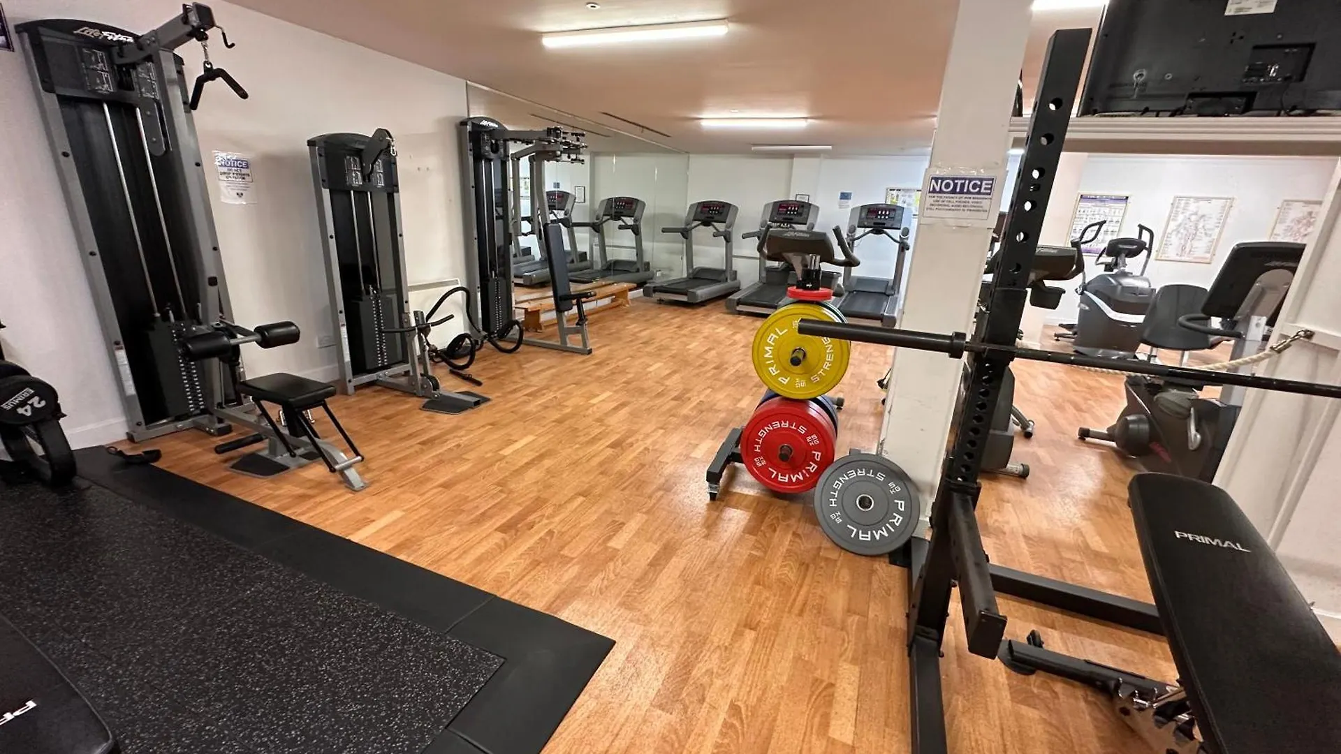 Lovely 1 Bedroom Apartment In Royal Docks By The River London