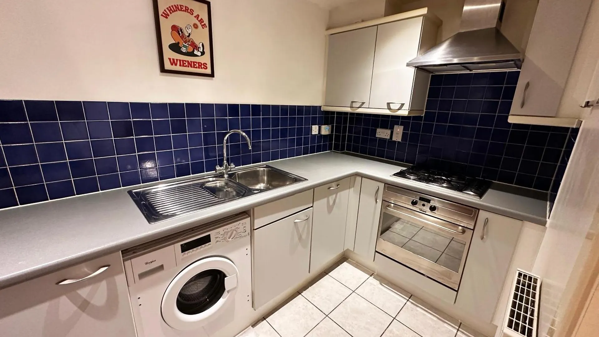 Lovely 1 Bedroom Apartment In Royal Docks By The River London
